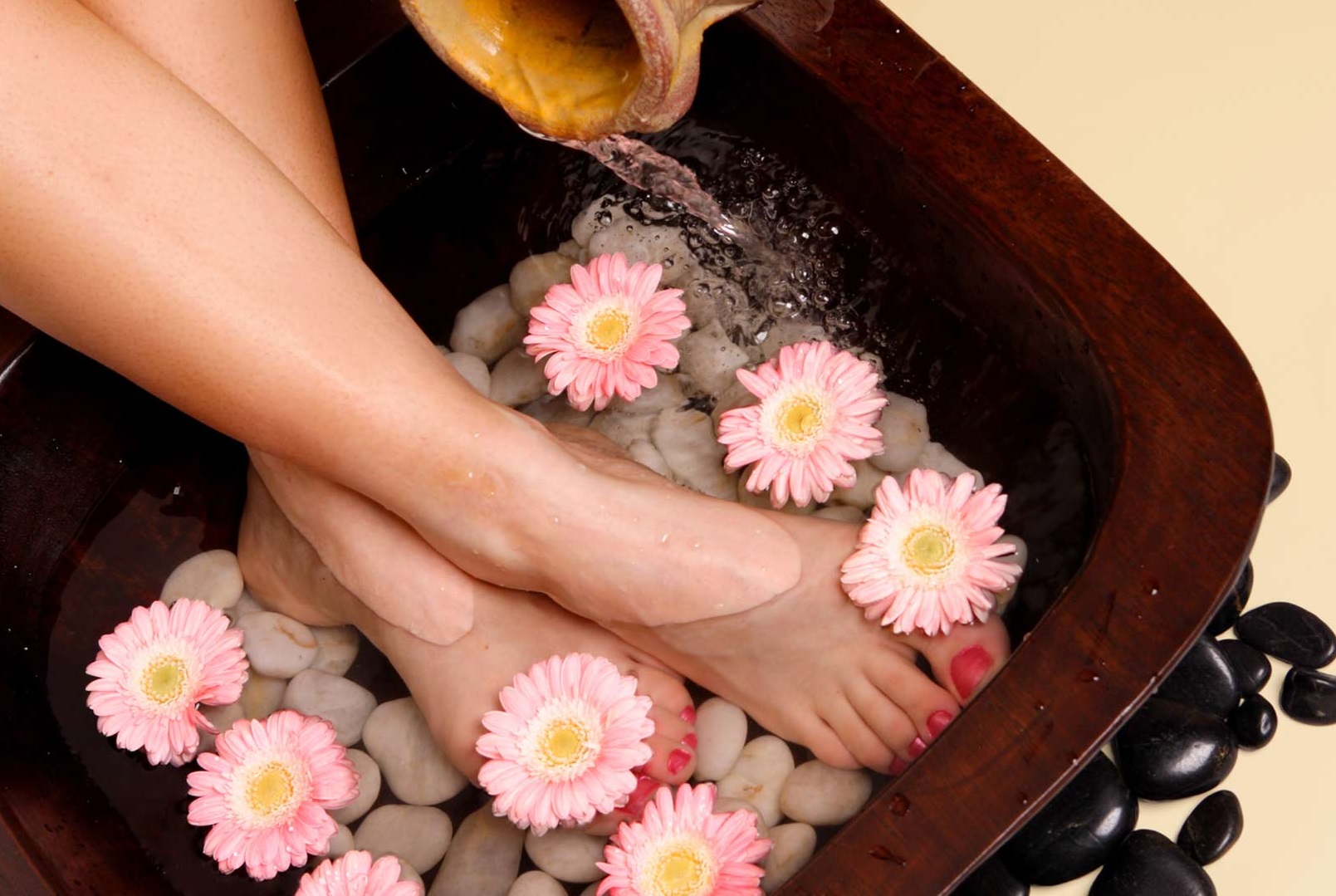 Cách bấm huyệt Dũng Tuyền cải thiện sức khỏe